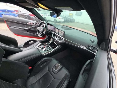 Used 2021 BMW M4 Competition w/ Executive Package RWD image 12