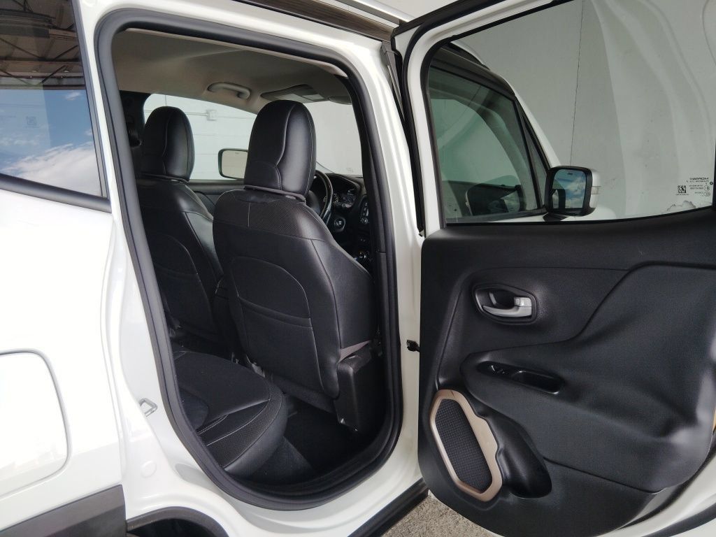 Used 2015 Jeep Renegade Limited FWD image 14