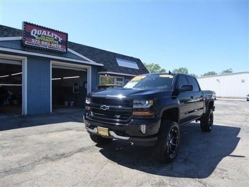 Used 2017 Chevrolet Silverado 1500 LT w/ All Star Edition AWD/4WD image 2