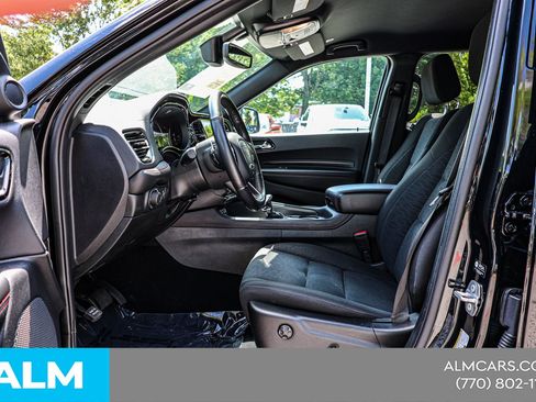 Used 2025 Dodge Durango GT RWD image 17