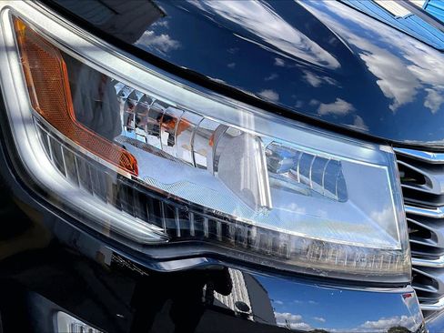 Certified 2017 Ford Explorer Limited image 26