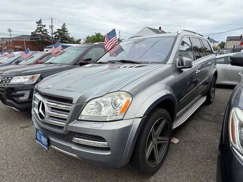 Used 2012 Mercedes-Benz GL 550 4MATIC w/ Accessory Chrome Pkg image 4