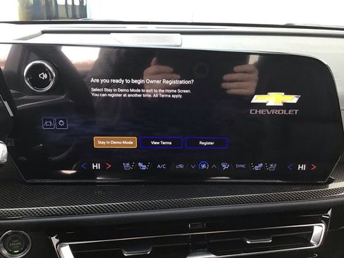 New 2026 Chevrolet Traverse High Country image 25