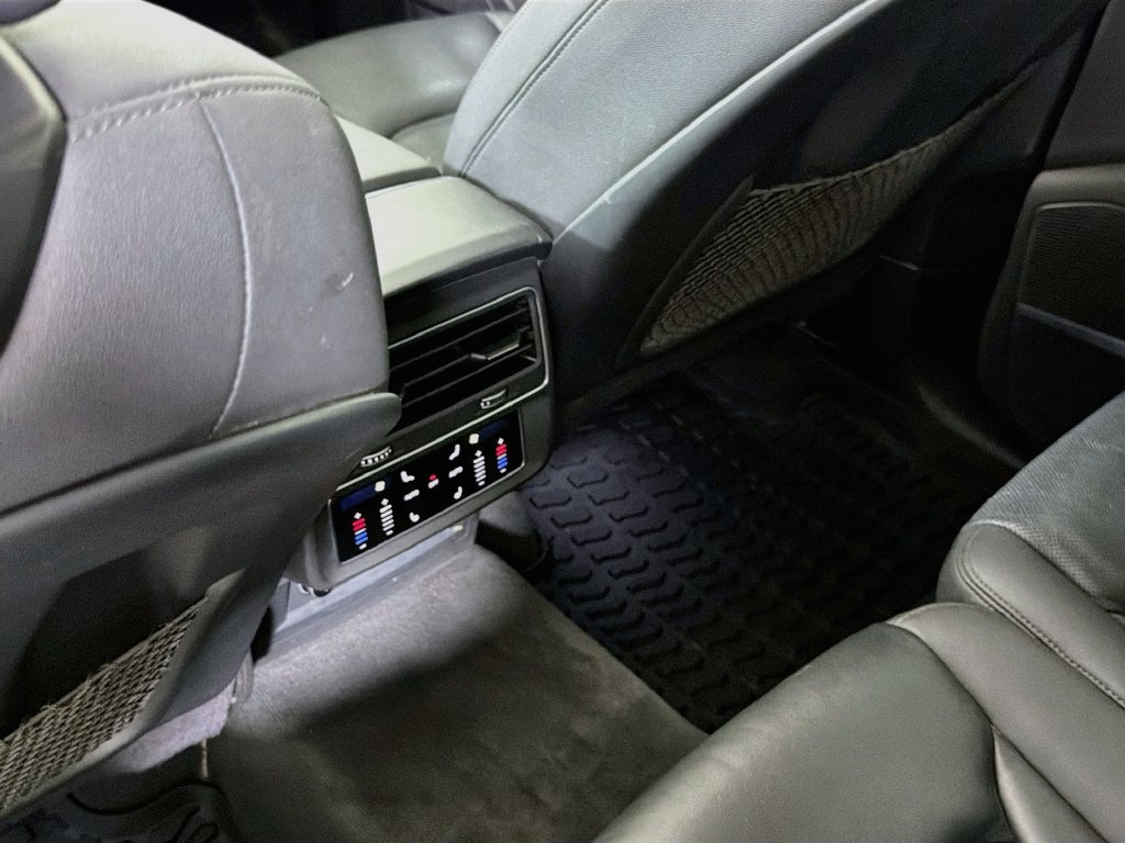 Used 2023 Audi Q7 3.0T Premium Plus AWD/4WD image 29