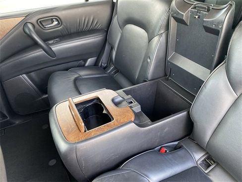 Used 2023 Nissan Armada SL w/ Captain's Chairs Package image 37
