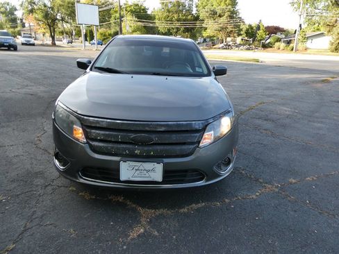 Used 2012 Ford Fusion SEL image 2