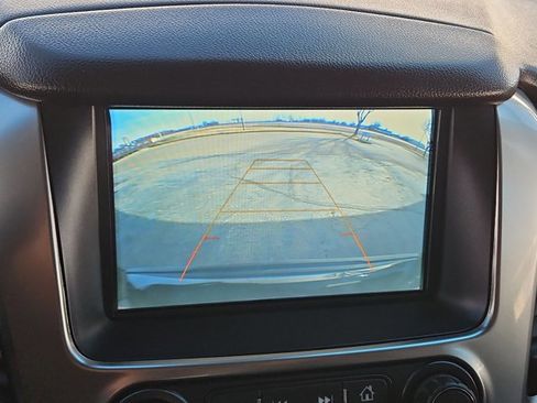 Used 2019 Chevrolet Tahoe LT image 13