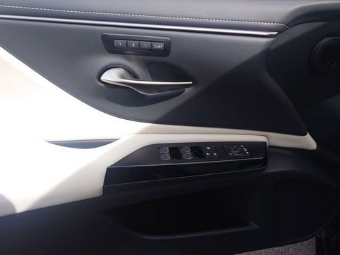 New 2025 Lexus ES 350 350 image 16