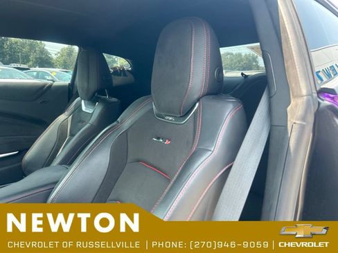 Used 2018 Chevrolet Camaro ZL1 RWD image 5