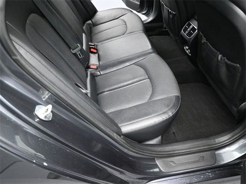 Used 2020 Kia Optima Premium image 32