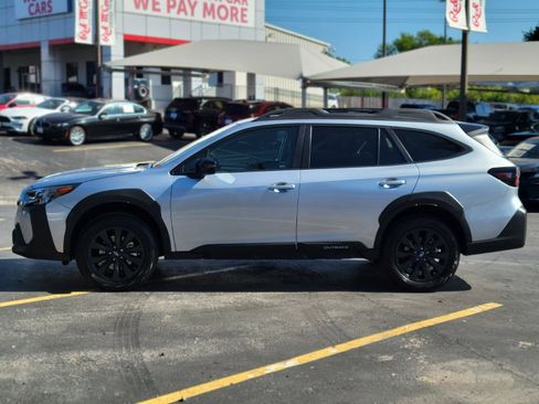 Used 2025 Subaru Outback Onyx Edition image 7