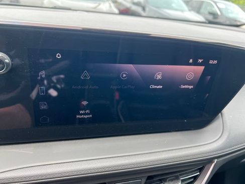 Certified 2024 Buick Encore GX Avenir w/ Avenir Convenience Package AWD/4WD image 18