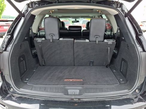 Used 2020 Nissan Pathfinder SL AWD/4WD image 38