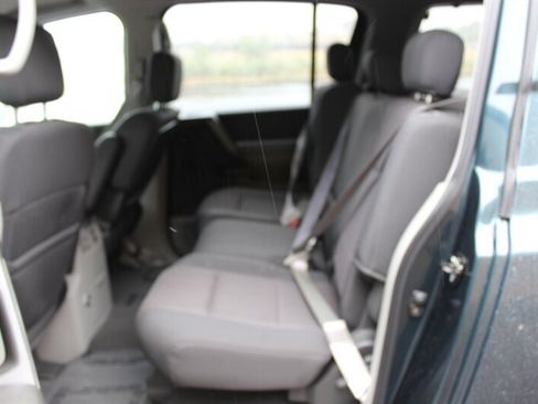 Used 2004 Nissan Armada SE w/ (BOS) Bose Pkg AWD/4WD image 13