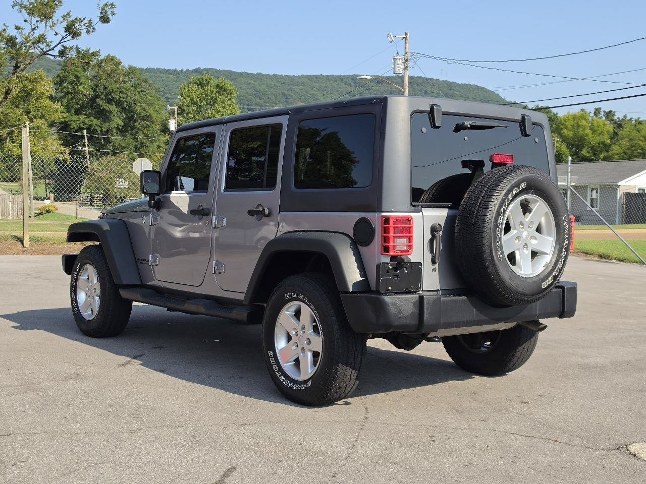 Used 2014 Jeep Wrangler Unlimited Sport w/ Quick Order Package 24S AWD/4WD image 3