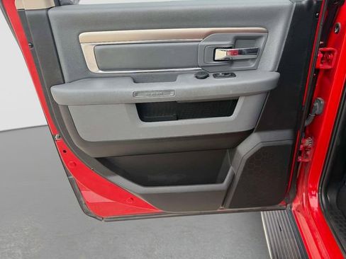Used 2019 RAM 1500 Big Horn w/ Rambox Value Package AWD/4WD image 12