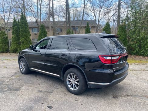 Used 2018 Dodge Durango SXT w/ 3rd Row Seating Group AWD/4WD image 3