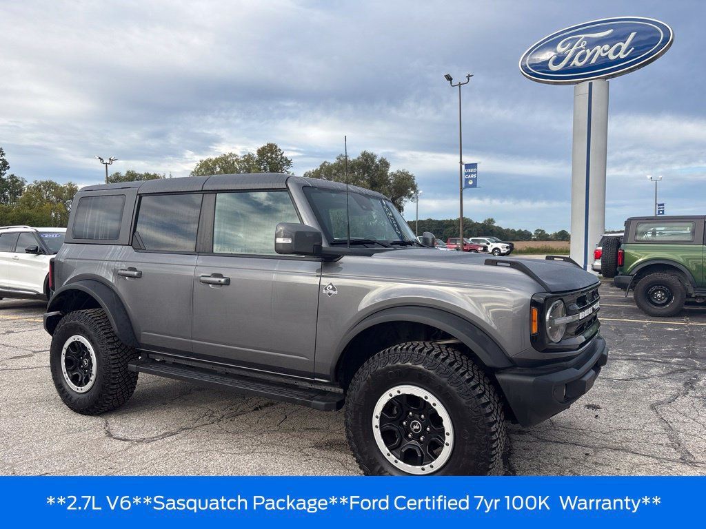 Used 2024 Ford Bronco Outer Banks w/ Sasquatch Package AWD/4WD image 2