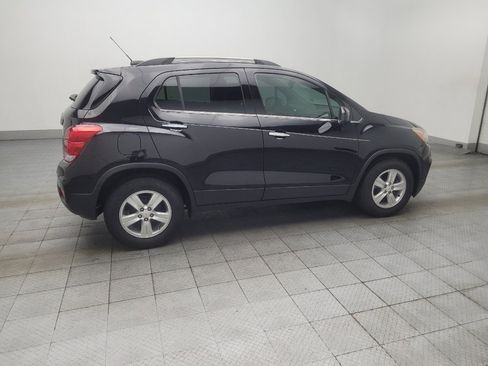 Used 2019 Chevrolet Trax LT w/ LT Convenience Package FWD image 10