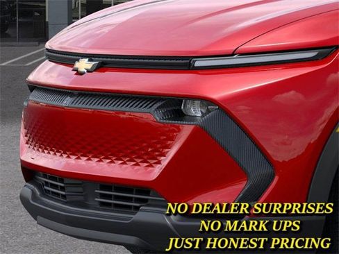 New 2026 Chevrolet Equinox EV LT image 13