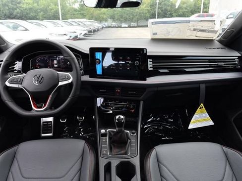 New 2026 Volkswagen Jetta GLI Autobahn FWD image 7