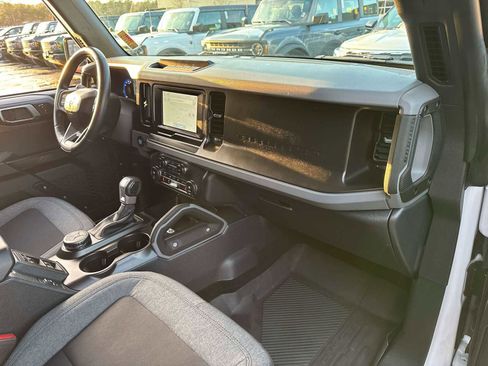 Used 2023 Ford Bronco Big Bend image 9