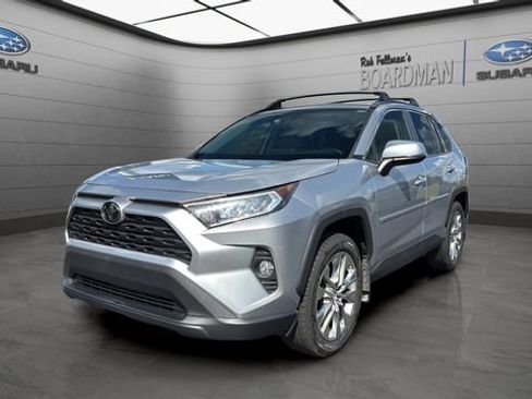 Used 2019 Toyota RAV4 XLE Premium w/ Cold Weather Package AWD/4WD image 11