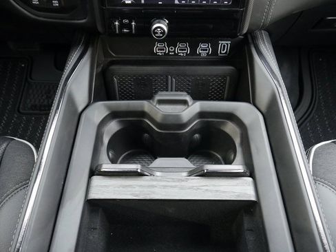 Used 2025 RAM 3500 Limited image 27