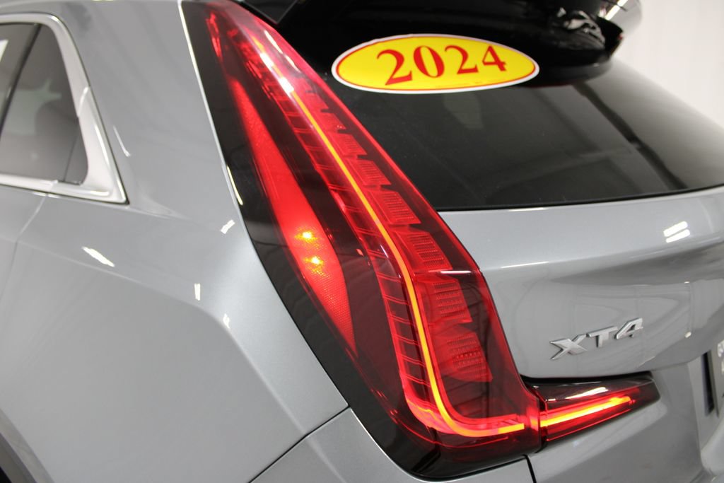 Used 2024 Cadillac XT4 Premium Luxury AWD/4WD image 23