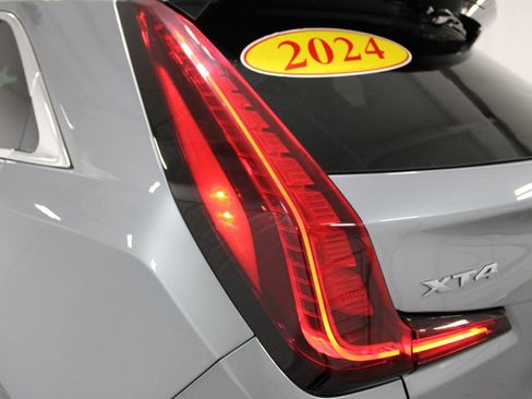 Used 2024 Cadillac XT4 Premium Luxury AWD/4WD image 23