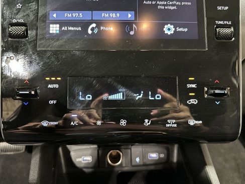 Used 2024 Hyundai Tucson SEL image 16