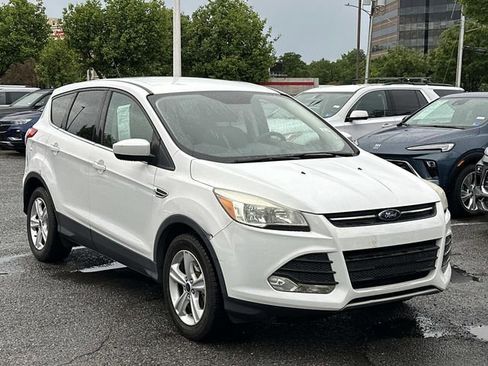 Used 2016 Ford Escape SE AWD/4WD image 1