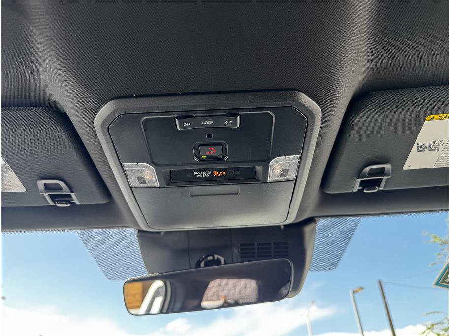 Used 2025 Toyota Tacoma TRD Sport AWD/4WD image 27
