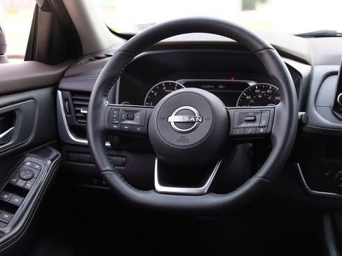 Certified 2023 Nissan Rogue SV w/ SV Premium B Package AWD/4WD image 25