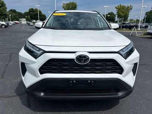 Used 2025 Toyota RAV4 XLE FWD image 2