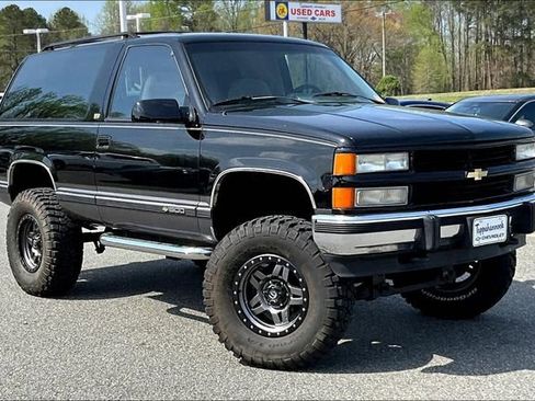 Used 1992 Chevrolet Blazer 4WD image 2