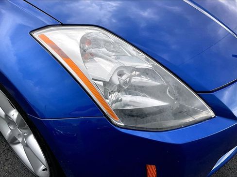 Used 2004 Nissan 350Z Touring RWD image 23