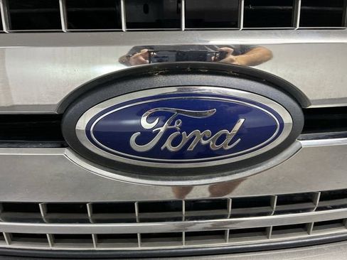 Used 2019 Ford F150 XLT w/ Equipment Group 302A Luxury AWD/4WD image 31