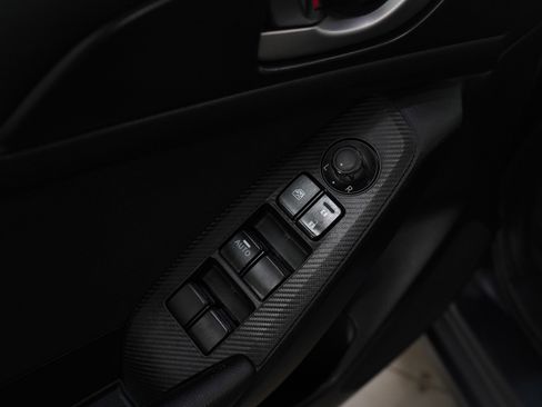 Used 2015 MAZDA MAZDA3 i SV image 19