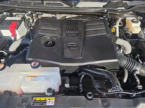 Used 2024 Toyota Tundra SR5 image 21