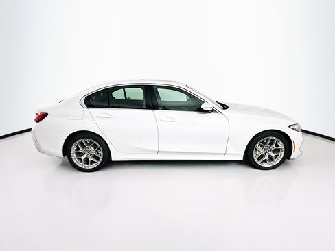 Used 2025 BMW 330i Sedan image 10