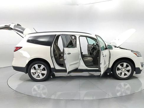 Used 2014 Chevrolet Traverse LTZ AWD/4WD image 35