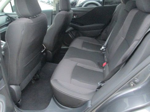 Used 2025 Subaru Outback Premium image 10