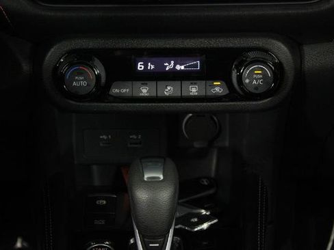 Certified 2024 Nissan Kicks SR FWD image 22