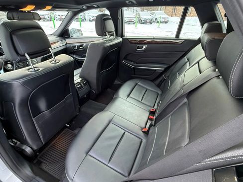 Used 2016 Mercedes-Benz E 350 4MATIC Wagon w/ Premium Package image 33