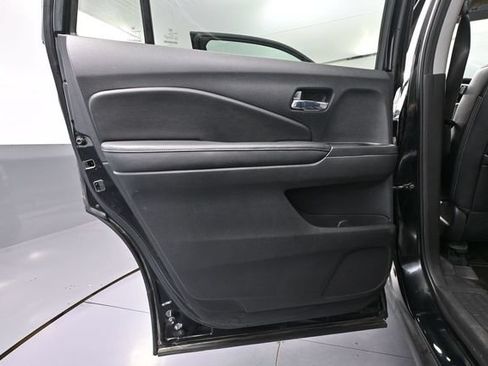 Used 2016 Honda Pilot EX-L image 32