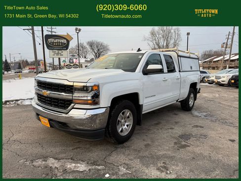 Used 2018 Chevrolet Silverado 1500 LT w/ Trailering Package image 1