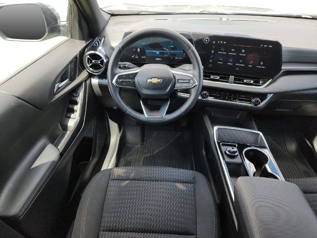 Used 2026 Chevrolet Equinox LT AWD/4WD image 17