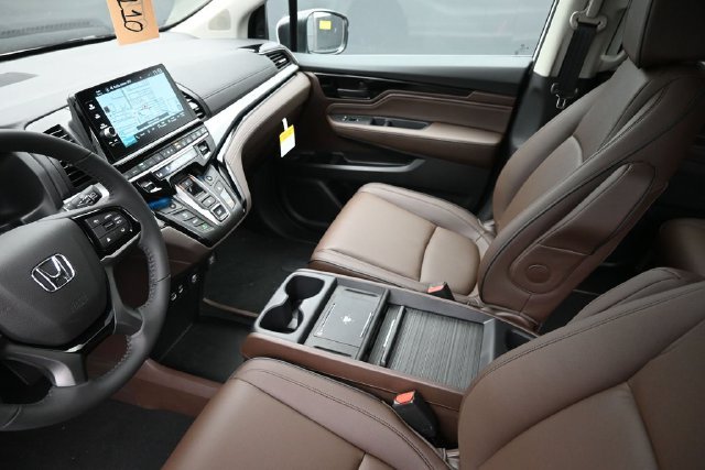 New 2026 Honda Odyssey Touring image 15
