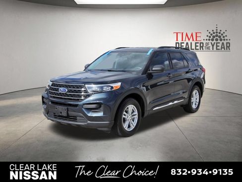 Used 2023 Ford Explorer XLT RWD image 3